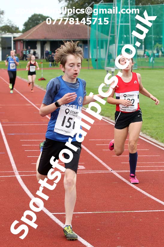 800 metres, NECAA Open Meeting, Morpeth, Sunday, September 27th. David T. Hewitson/Sports for All Pics